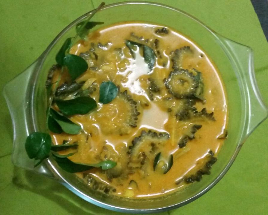 Bitter Gourd Mango Curry