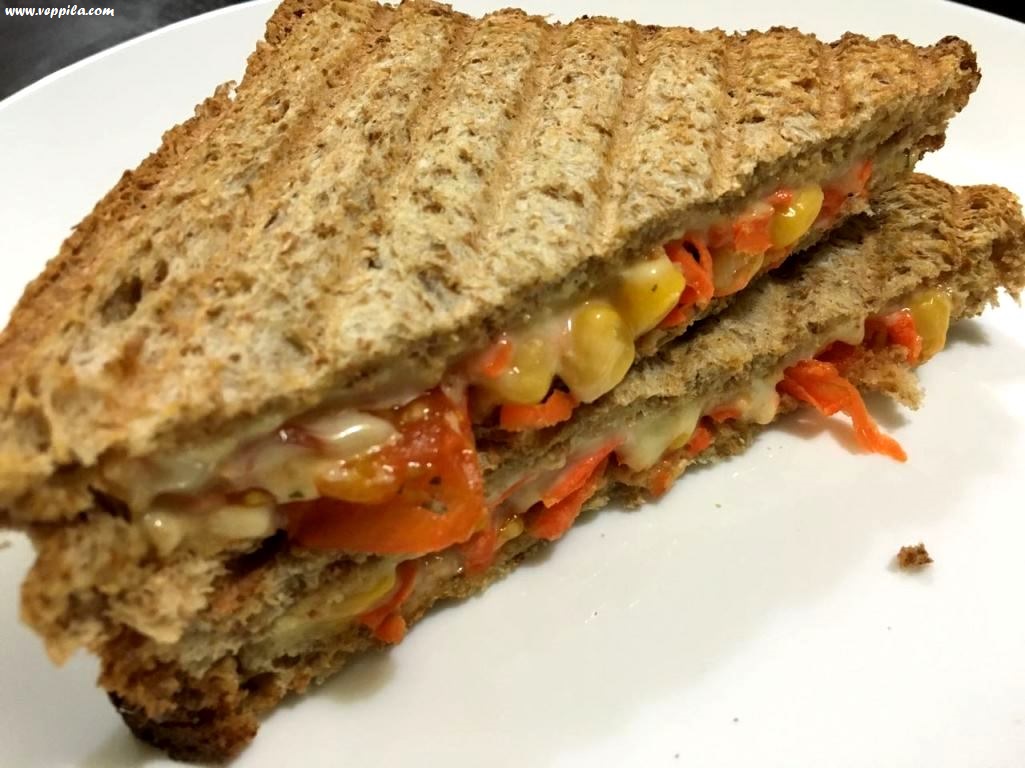 Grilled cheesy Sandwich with carrot and sweet corn