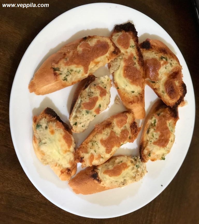Garlic Bread with Chicken Mayo mix