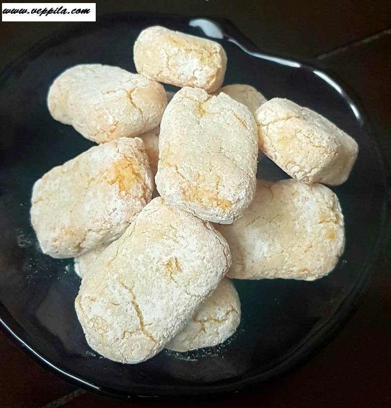 Ricciarelli – Traditional Italian almond biscuits