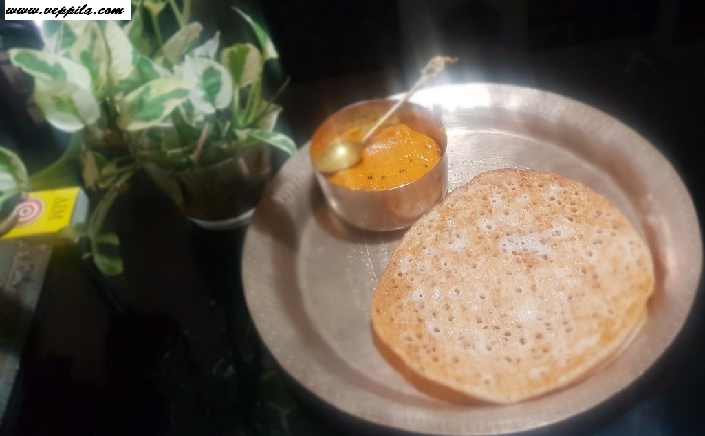 " Flattened rice Thattu dosa